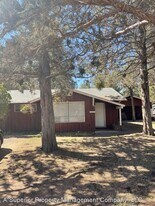 1007 NE Bear Creek Rd