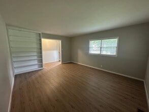 105 E 49th St in Anniston, AL - Building Photo - Building Photo