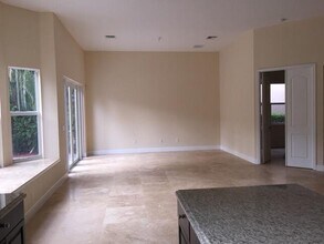 9887 Coronado Lake Dr in Boynton Beach, FL - Building Photo - Building Photo