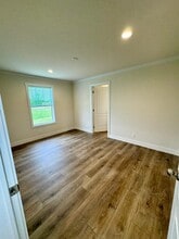 1601 Hiddenview Dr in Lakeview, MI - Building Photo - Building Photo