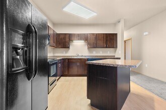 Stonebridge Villas in Minot, ND - Building Photo - Interior Photo