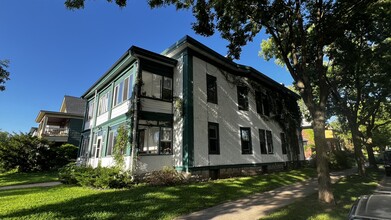 2449 Harriet Ave, Unit 3 in Minneapolis, MN - Building Photo - Building Photo