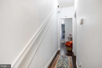 855 E Locust Ave, Unit A in Philadelphia, PA - Foto de edificio - Building Photo