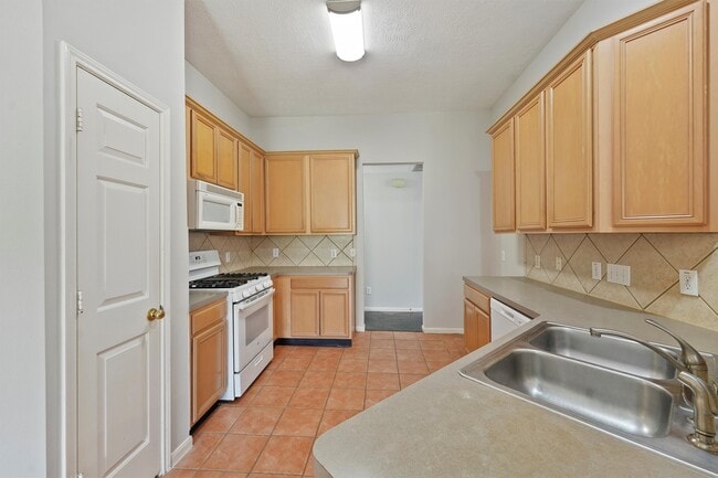 18727 River Meadows Rd