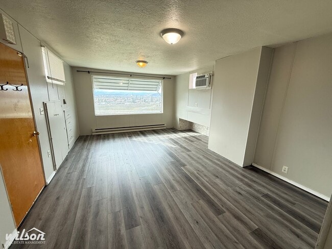 216 S 49th St in Yakima, WA - Building Photo - Building Photo