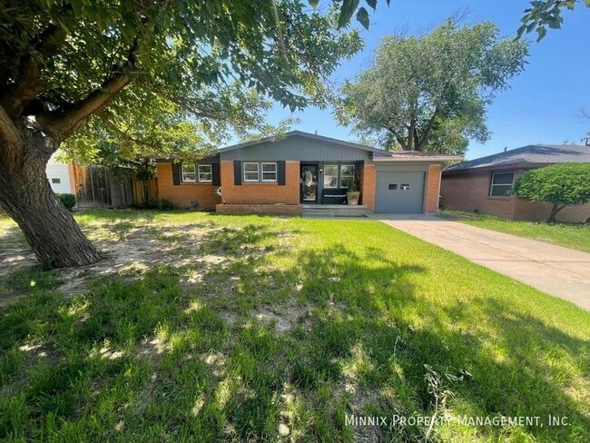 3608 Lynette Dr