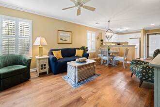 549 Blue Stem Dr in Pawleys Island, SC - Building Photo - Building Photo