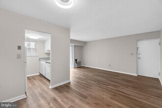 3614 Court House Dr in Ellicott City, MD - Building Photo - Building Photo