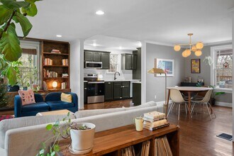 1601 Golf St in Nashville, TN - Building Photo - Building Photo