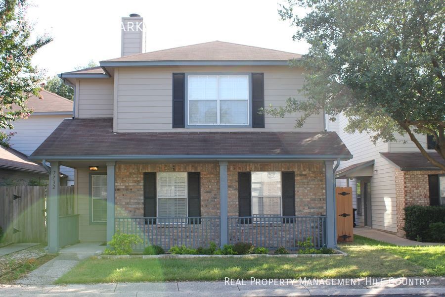 7732 Rustic Park in San Antonio, TX - Building Photo