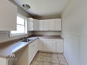 4821 Edith St in Corpus Christi, TX - Building Photo - Building Photo