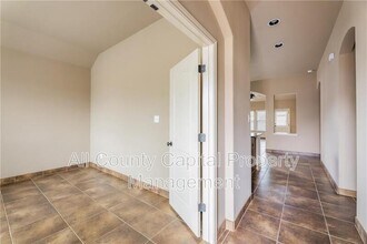 18712 Leigh Ln in Pflugerville, TX - Building Photo - Building Photo