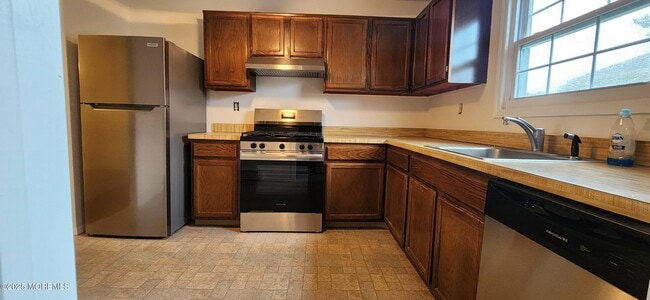 6 Panama Ct in Toms River, NJ - Building Photo - Building Photo