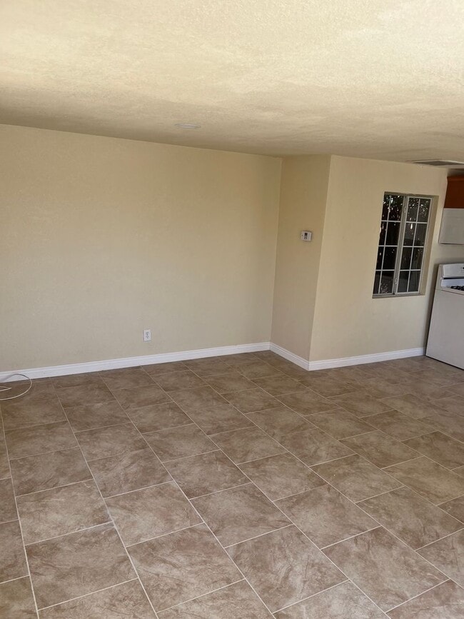 6536 El Rey Ave in Twentynine Palms, CA - Building Photo - Building Photo