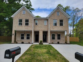 230 Freedom Dr in Albemarle, NC - Building Photo