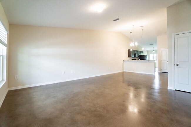279 Reese Ct in St. Cloud, FL - Building Photo - Building Photo