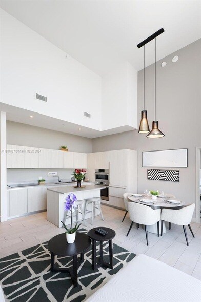 4010 S Ocean Dr, Unit 504 in Hollywood, FL - Building Photo - Building Photo