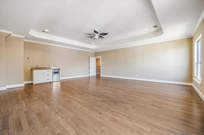 property at 3310 Blue Bonnet Blvd