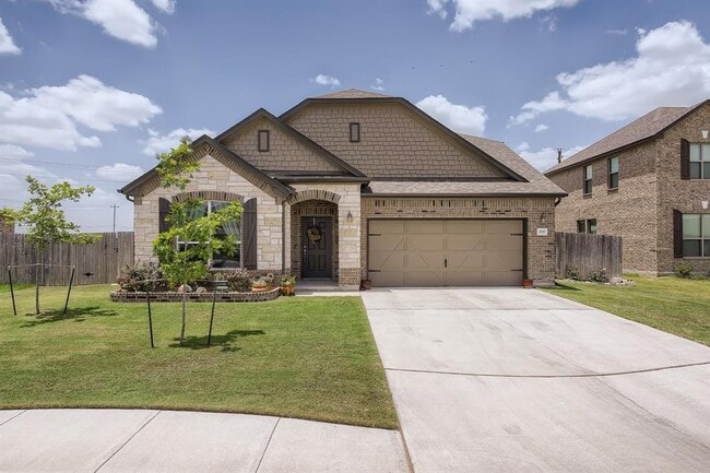 property at 707 Dogwood St