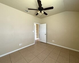 1304 Cavalry Ln, Unit A in Killeen, TX - Foto de edificio - Building Photo
