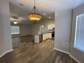 10337 Wailuku Dr in Pensacola, FL - Building Photo - Building Photo