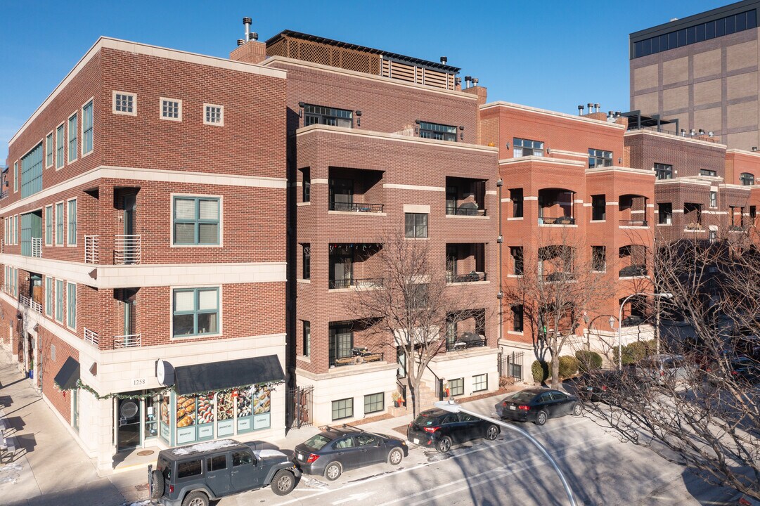 Jackson Street Condominiums in Chicago, IL - Building Photo