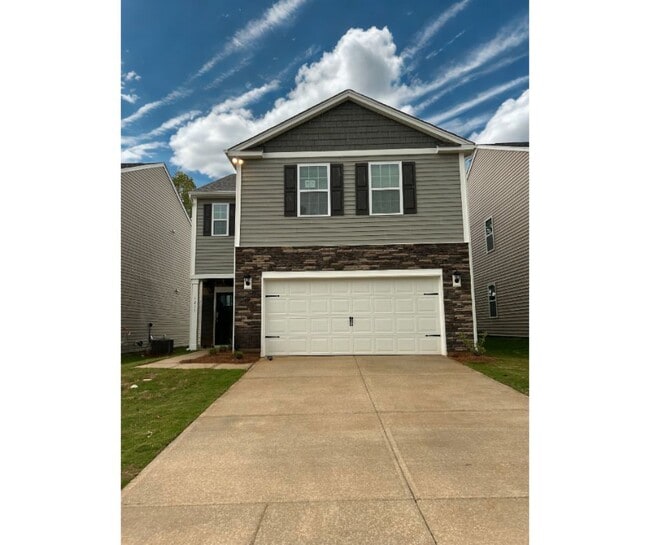 1215 37th Ave Lane NE in Hickory, NC - Building Photo - Building Photo