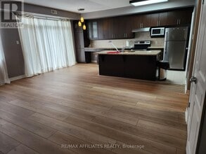 170 Hornchurch Ln in Ottawa, ON - Building Photo - Building Photo