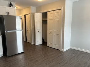 304 Little Ave in Barrie, ON - Building Photo - Building Photo