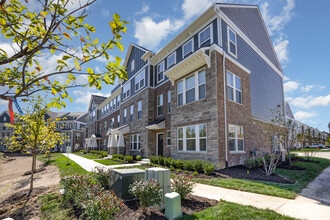 42982 Atwood Ave in Novi, MI - Building Photo - Building Photo