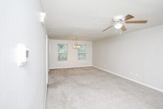 9 Tindell Ct in Columbia, SC - Building Photo - Building Photo