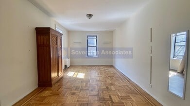 1803 Riverside Dr in New York, NY - Building Photo - Building Photo