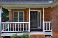 38 White Oak Dr SE in Cartersville, GA - Foto de edificio - Building Photo