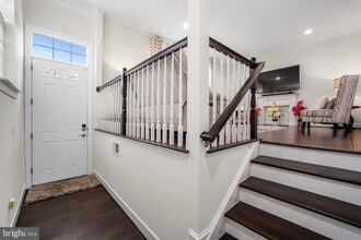 16660 Bolling Brook Ct in Woodbridge, VA - Building Photo - Building Photo