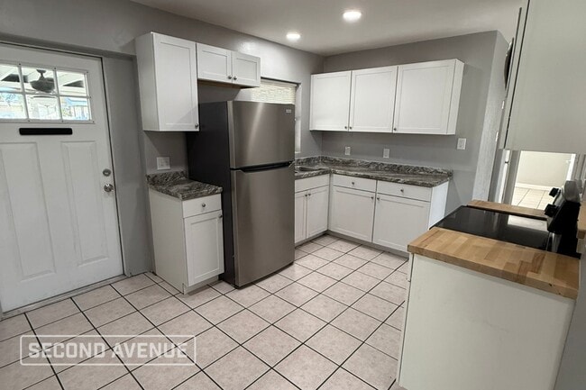 property at 7320 38th Ave N