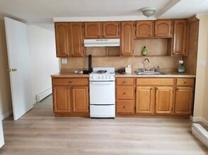 608 E Penn St, Unit 1st Fl in Long Beach, NY - Building Photo - Building Photo