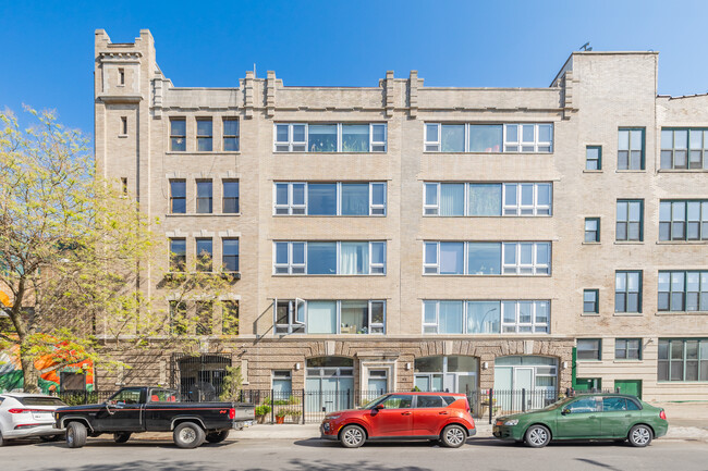 93 Lexington Ave in Brooklyn, NY - Foto de edificio - Building Photo