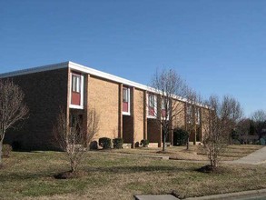 Thomasville Church Homes in Thomasville, NC - Foto de edificio - Building Photo