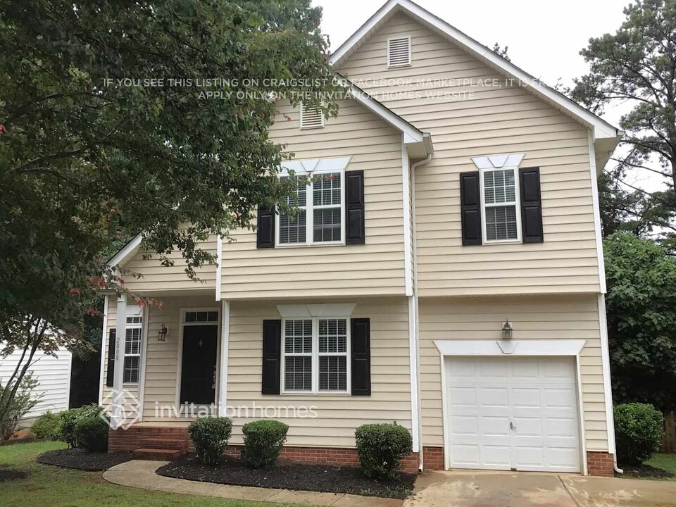 2808 Black Walnut Ln in Charlotte, NC - Building Photo