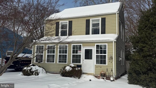 property at 470 Connecticut Ave