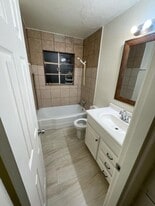 1037 Palomas Dr SE in Albuquerque, NM - Building Photo