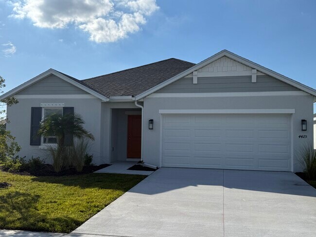 4425 Boxelder Ave in Parrish, FL - Foto de edificio - Building Photo