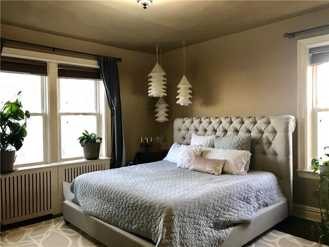 63 Sherman Pl-Unit -B7 in Jersey City, NJ - Building Photo - Building Photo