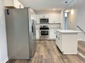 4507 Dale Blvd in Woodbridge, VA - Building Photo - Building Photo