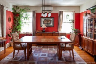 8 Gifford St in Tuckahoe, NY - Building Photo - Building Photo