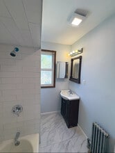 56 Chapman Pl, Unit 2 in Irvington, NJ - Building Photo - Building Photo
