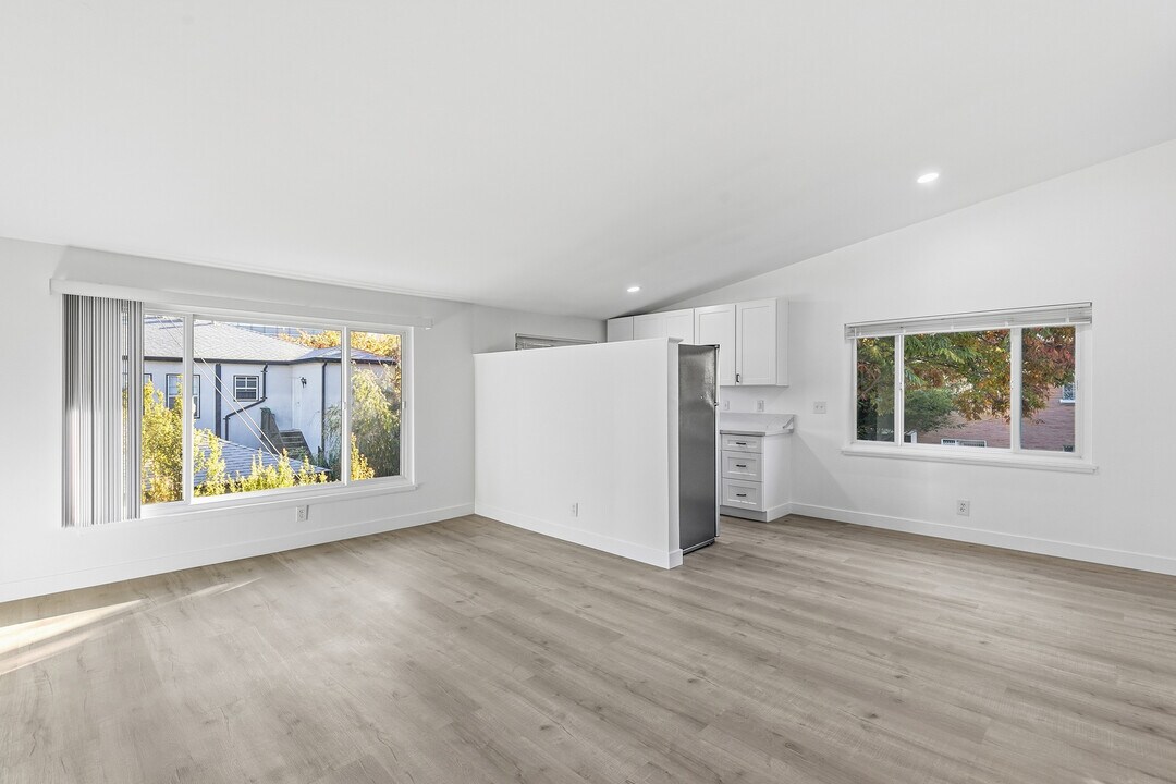 360 S Reeves Dr in Beverly Hills, CA - Foto de edificio