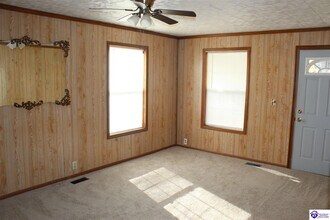 2686 S Wilson Rd in Radcliff, KY - Building Photo - Building Photo