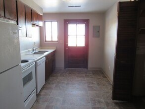 1302 S Lowell St in Casper, WY - Building Photo - Building Photo