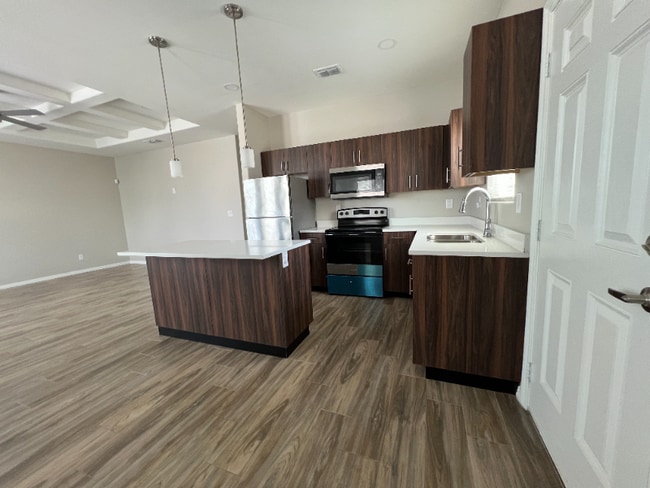 4105 Walnut Ave in McAllen, TX - Building Photo - Building Photo